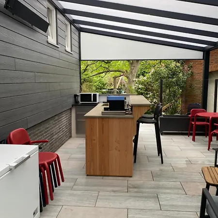 Anna House 住宿加早餐酒店 乌斯吉斯特